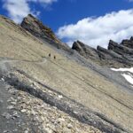 La lunga salita in traverso che porta al Col de Malatra (2925 m).